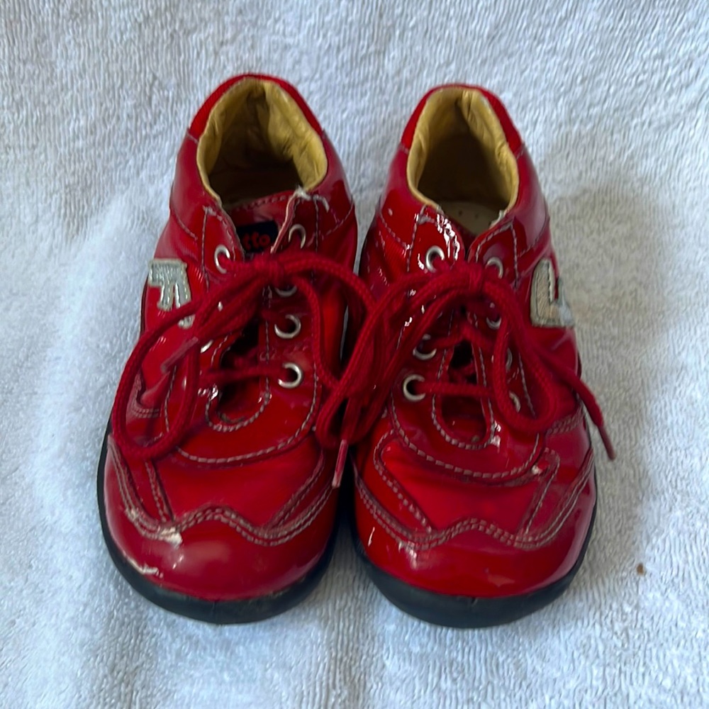 Falcotto Suze 23, Red